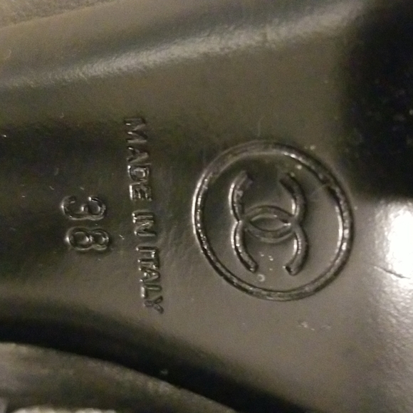 Chanel Boots - Picture 5 of 17